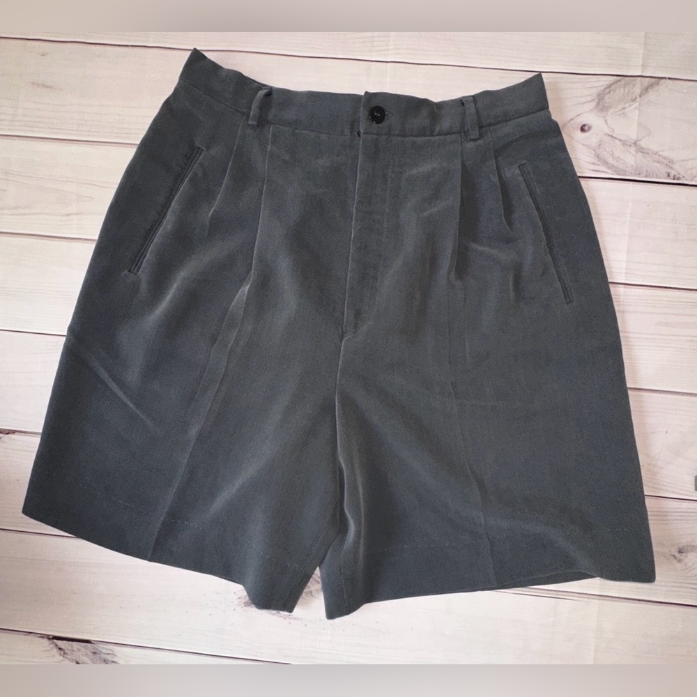 Vintage Corbin Collection High-Waisted Shorts - Size 10 Classic Business Casual